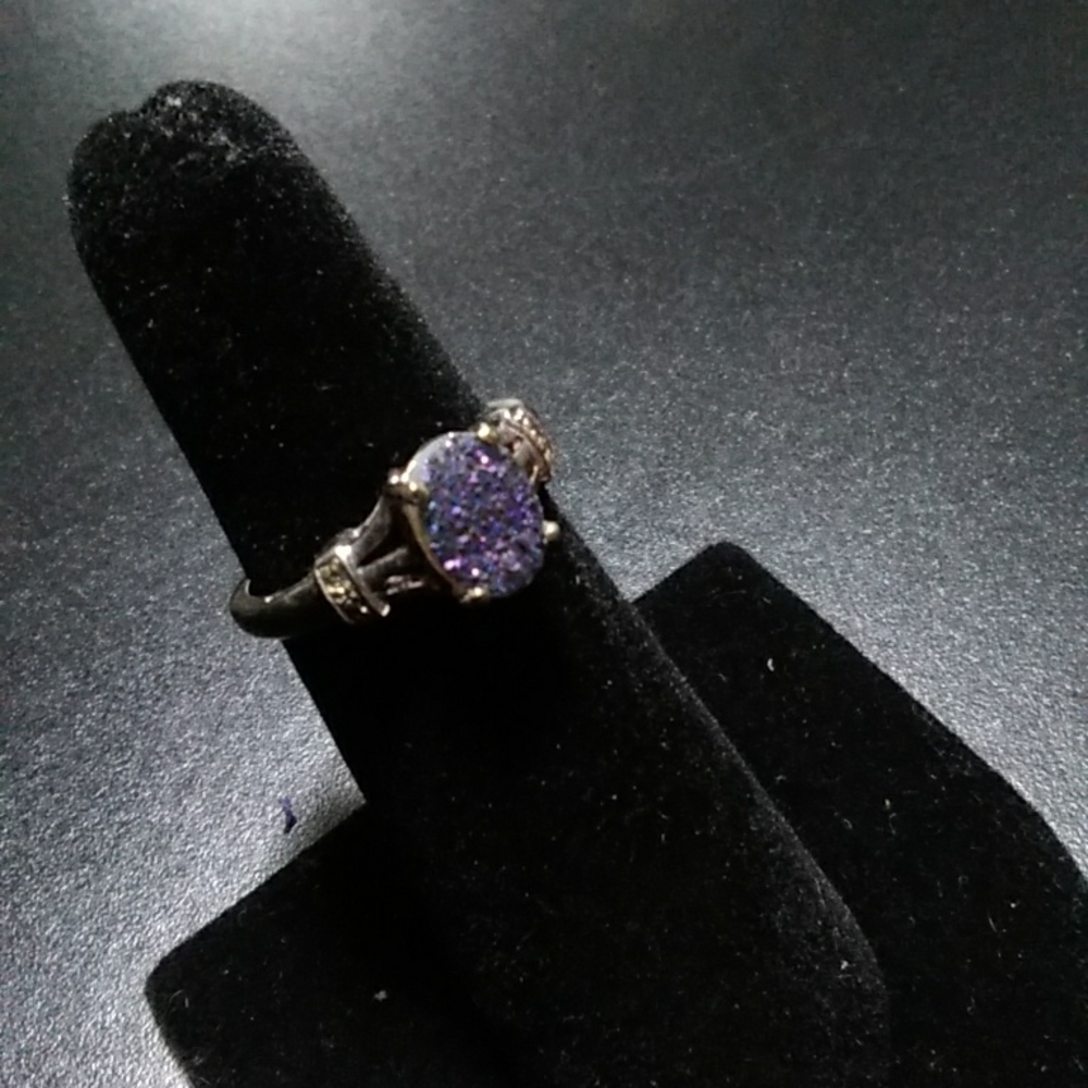 Druzy Quartz and Diamond Ring - Picture 2 of 4